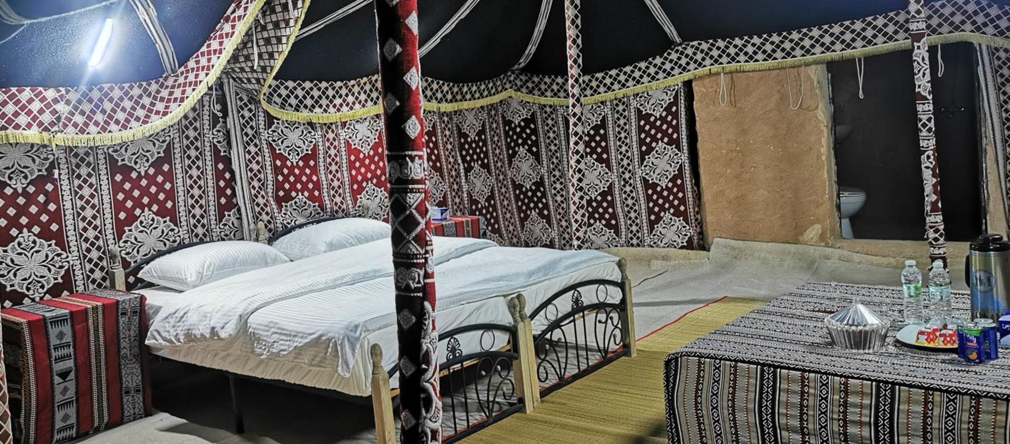 Desert Wonders Camp Hawiyah Phòng bức ảnh